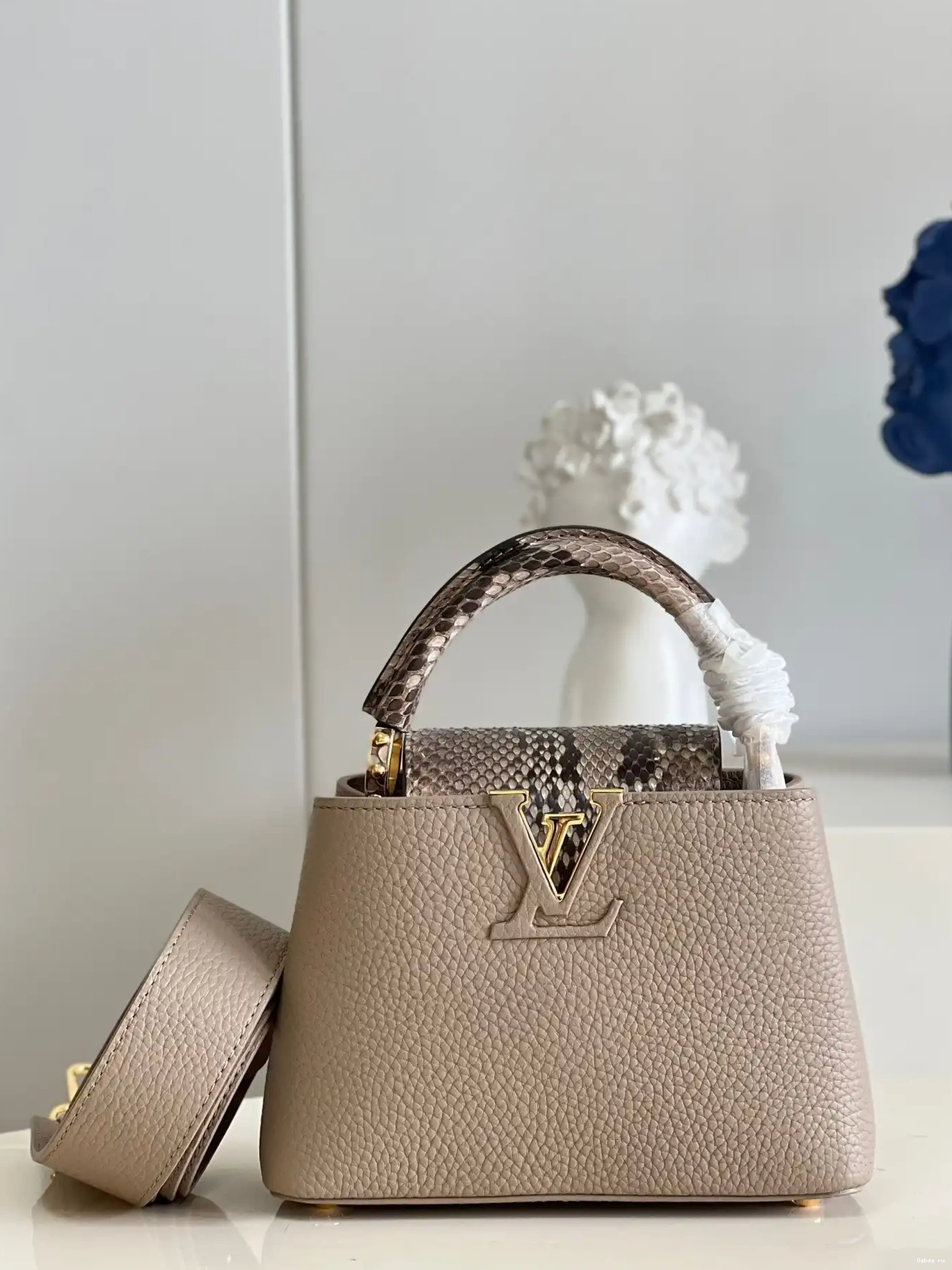 MINI LOUIS VUITTON CAPUCINES 0612